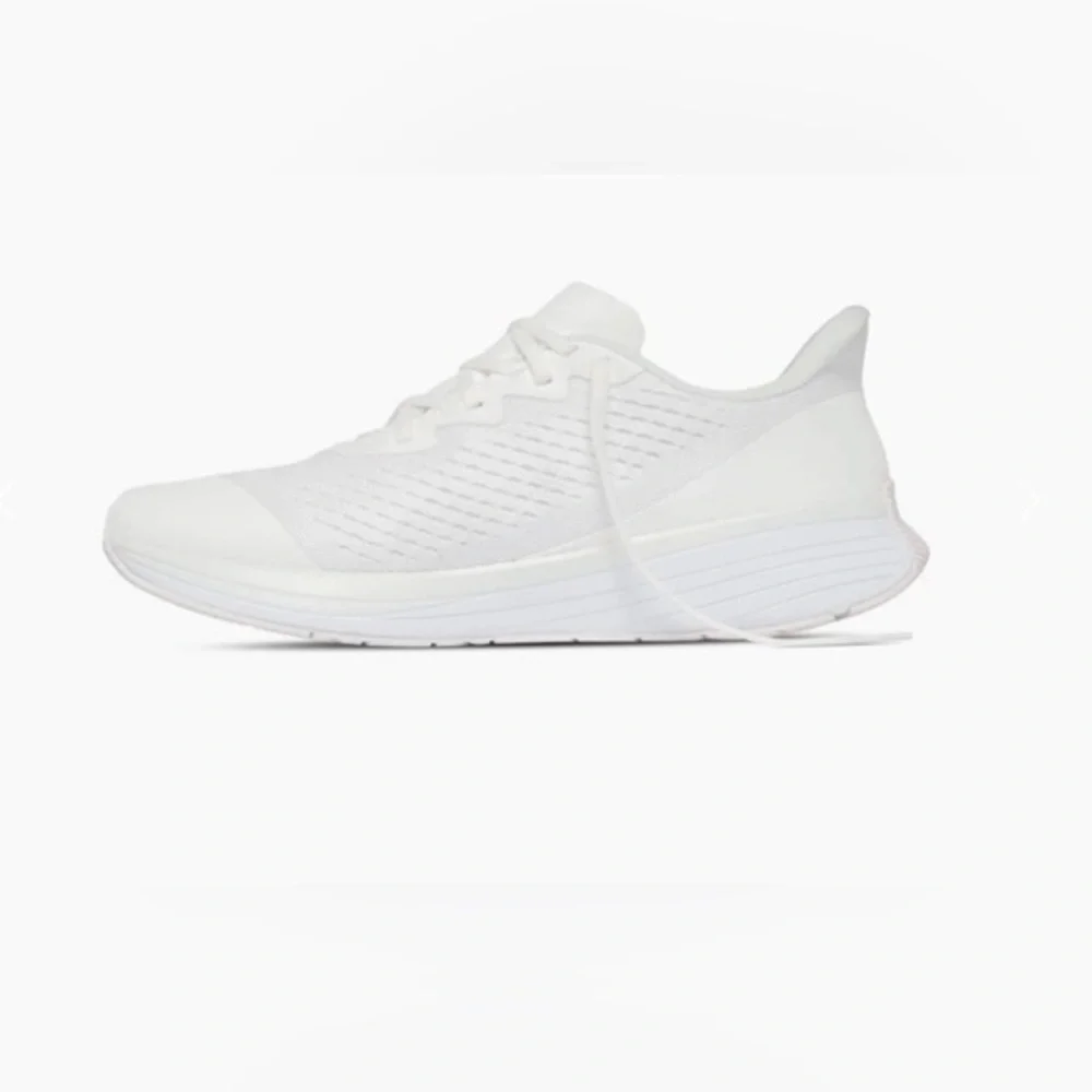 Lane Eight women’s Relay Trainer running shoe sneakers white size 8.5 &‎ 9.5